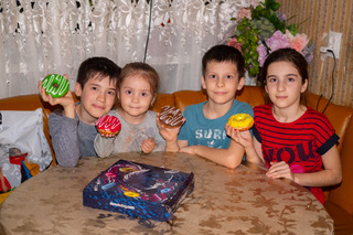 Депутат Госдумы Заур Аскендеров провёл акцию по оказанию социальной помощи малоимущим семьям в Дагестане