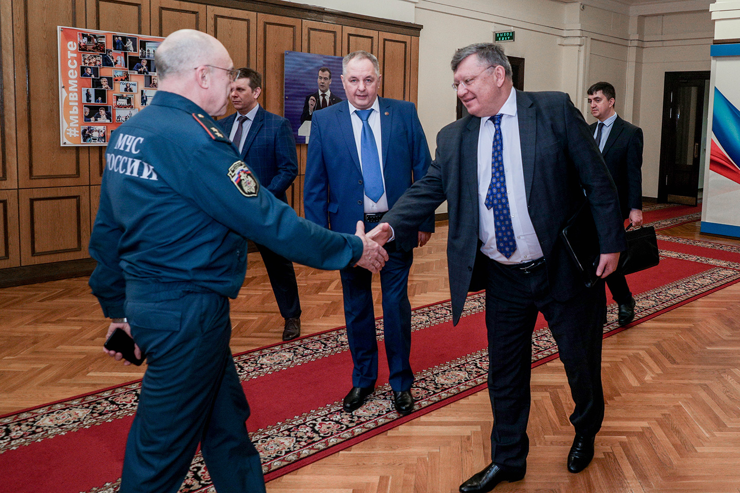 Комитет по безопасности и противодействию коррупции встретился  с Министром МЧС России Александром Куренковым