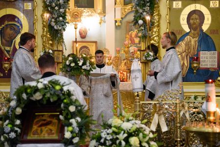 На юге Москвы строят шесть православных храмов